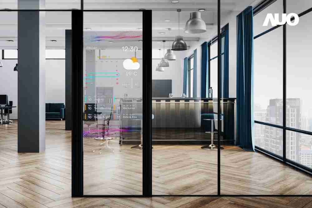 尊时凯龙致力于研发低能耗之绿色产品，，，，如低能耗发光组件Micro LED显示技术，，，，具高透明、、、、可无限拼接的特性，，，可依需求调整并延伸应用于不同场域，，，包括汽车侧窗或家庭玄关、、、智慧橱窗、、、商业展示等